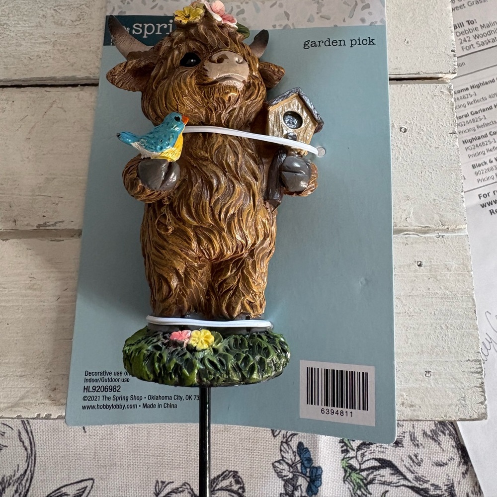 Hobby Lobby Brown Cow Garden Pick with Birdhouse